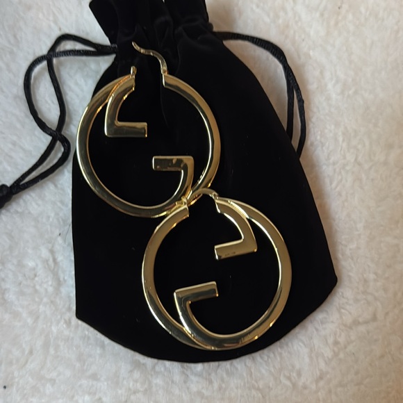 Gucci Gold Hoop Earrings with Iconic Design - Picture 1 of 8